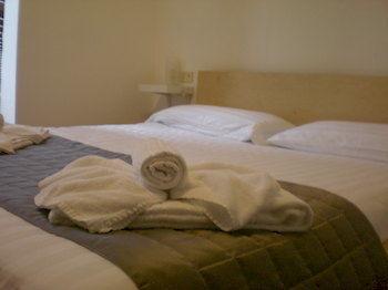 Al Tulipano Hotel โรม ภายนอก รูปภาพ
