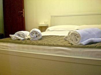 Al Tulipano Hotel โรม ภายนอก รูปภาพ